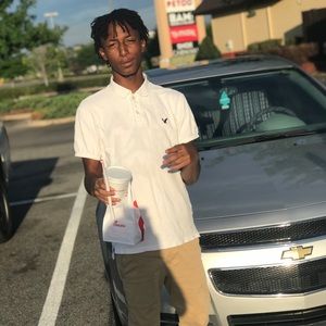 Meet your Posher, Derrick